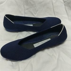 Retired navy white halo flat